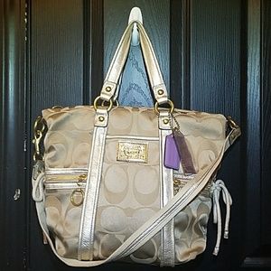 🌹Coach Poppy Handbag🌹